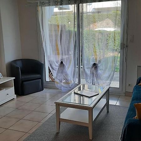 Hyper Centre De Sarzeau, Grand Appartement Au Calme Avec Jardinet Екстериор снимка